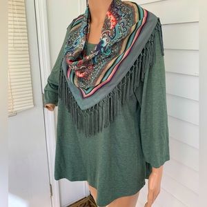 One World Green Top with Fringe Scarf L